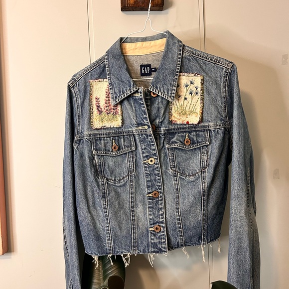 GAP Women's Blue Denim Jacket UPCYCLED - ONE OF A KIND - Picture 2 of 3